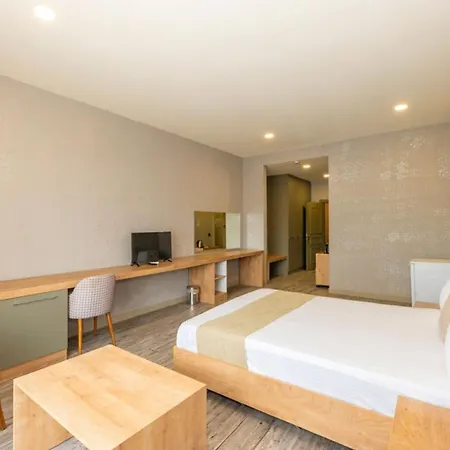 Apart Oef Babil Street Aparthotel